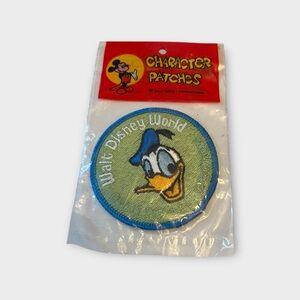 Vintage Walt Disney World DONALD DUCK Character Patch New Old Stock